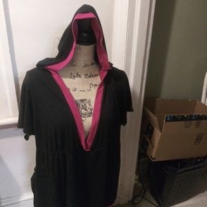 Hooded tee